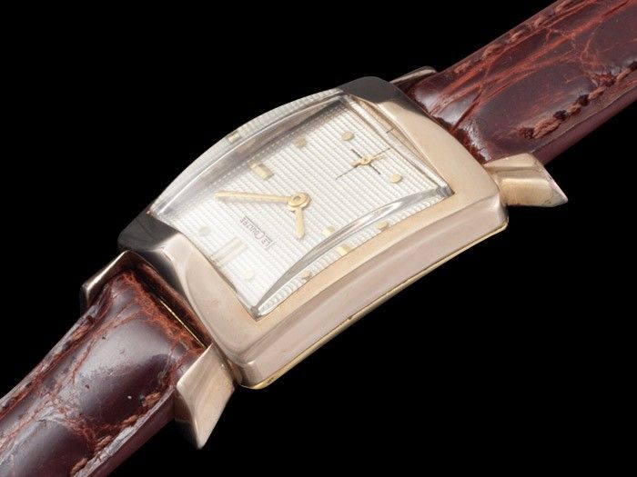 1951 Vintage JAEGER LECOULTRE Mens Watch   THE TOP HAT  