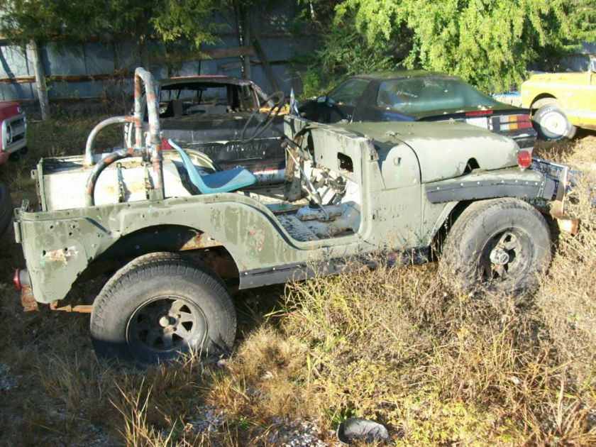 CJ5 body with drivetrain. 4cyl 4 speed 4wd  