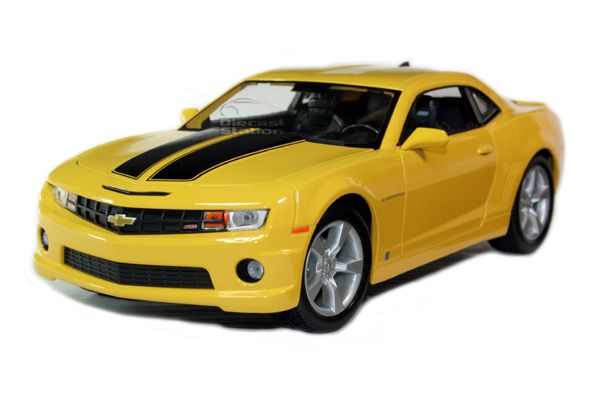 2010 CHEVY CAMARO SS RS BUMBLE BEE COLOR YEL 1/18  