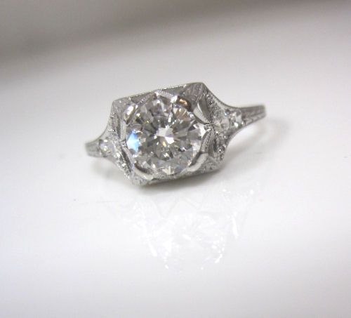 AMAZING DETAIL ANTIQUE ART DECO 1 CARAT LARGE DIAMOND PLATINUM 