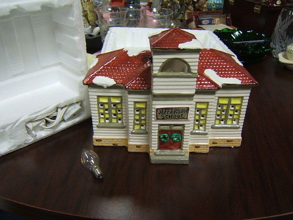 Dept 56 Snow Village Jefferson School 1987 w/ chord  