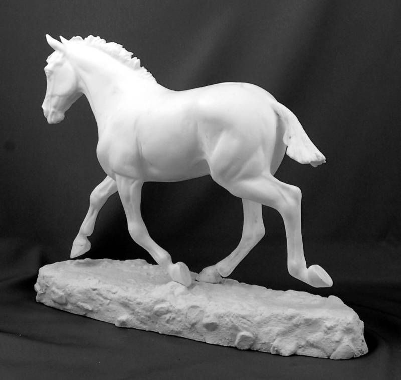   native Shuffle   FOUNDATION APPALOOSA RESIN   Unpainted  