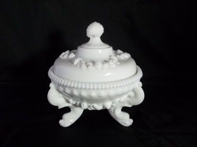 Vntg Westmoreland Milk Glass Argonaut Shell Candy Dish Sea Serpent 