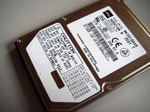 Toshiba MK2018GAS 2.5 20GB IDE Laptop Hard Drive  