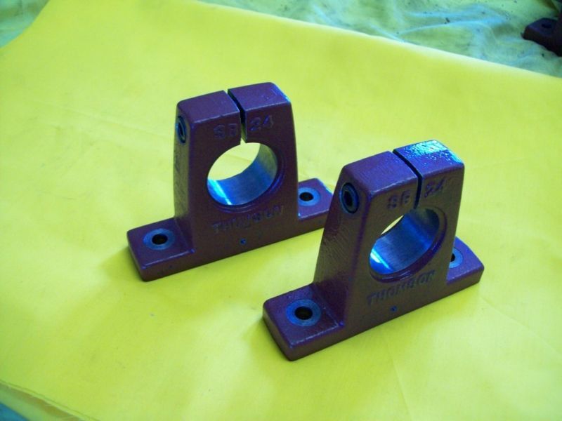 NEW THOMSON SB 24 LINEAR SHAFT SUPPORT BLOCKS 1 1/2 ID  