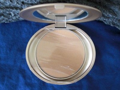 MILANI #01 RICH BEIGE Pressed Powder   BRAND NEW  