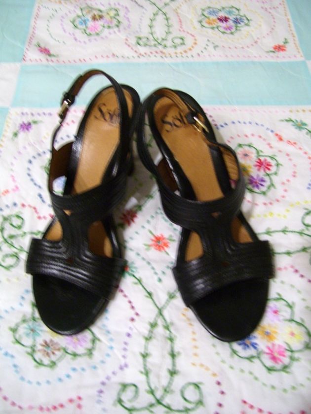 SOFFT BLACK LEATHER STRAP SANDALS HEELS 8.5 M EUC  