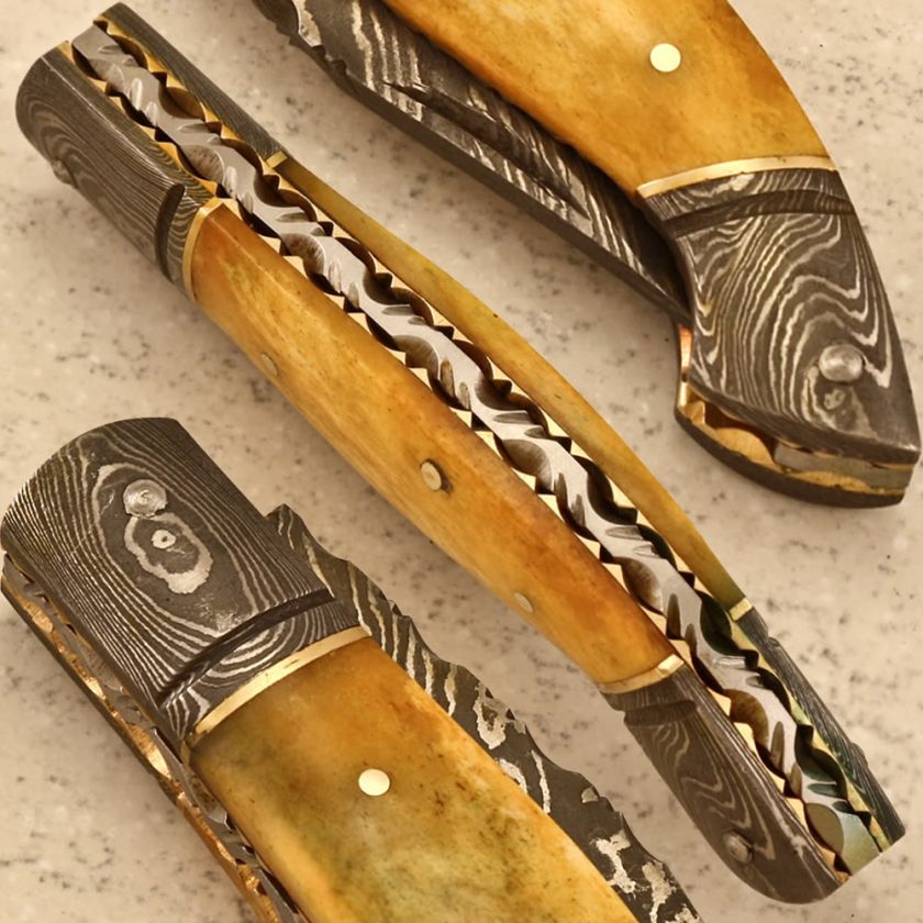 STUNNING CUSTOM DAMASCUS FOLDING, POCKET KNIFE (FOSSILIZED GIRAFFE 