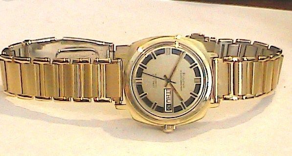 Bulova Gents Diver Ocenographer 333 feet Serviced NICE  