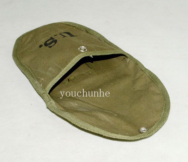 MILITARY US ARMY SHOVEL AND COVER  3595  