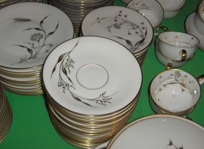 130 Pc Set Vintage Heinrich H & C China Bavaria Germany Golden Harvest 