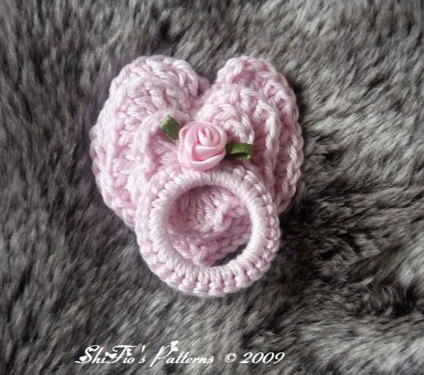 CROCHET PACIFIER/DUMMY PATTERN FOR REBORN/FAKE BABY 116  