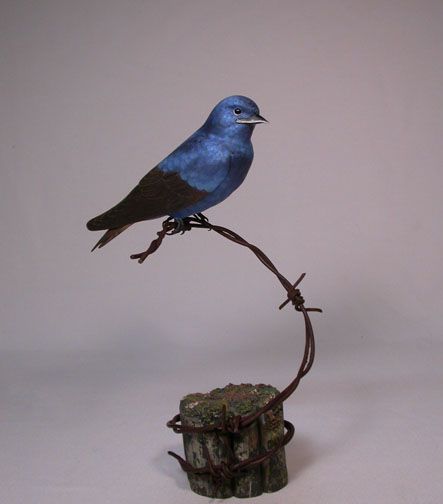 Backyard Bird Carving Purple Martin Original/Birdhug  