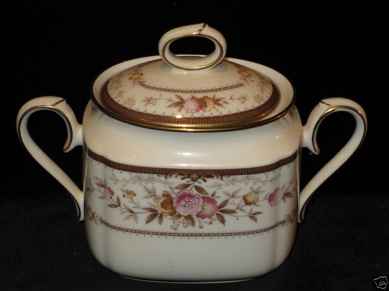 NORITAKE   BRENTLY 9730   SUGAR BOWL WITH LID  