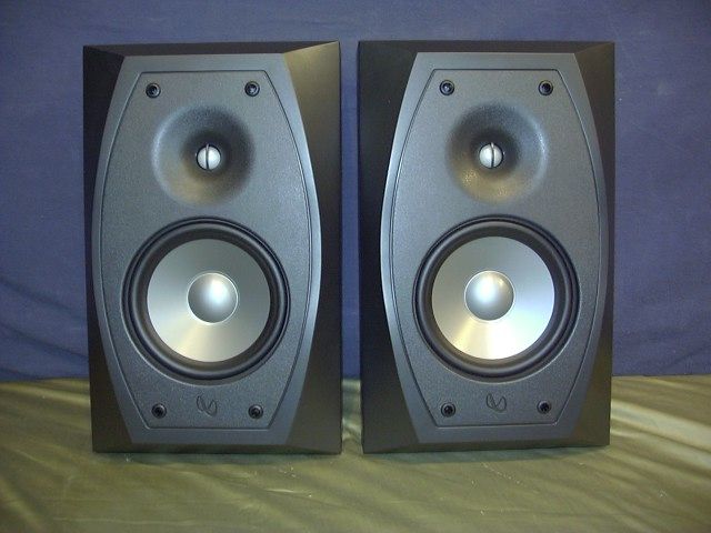 infinity in wall speakers