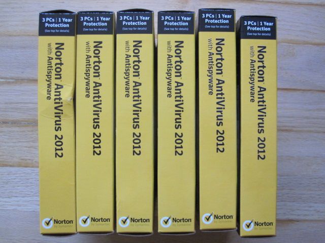 Genuine Norton Antivirus 2012 with Antispyware 3 PCs Actual Retail CD 