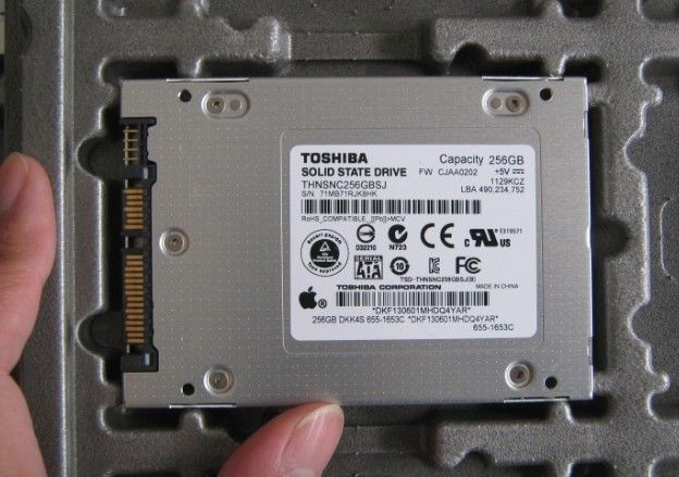 99%NEW (Apple Mac pulled) 2011 TOSHIBA 2.5 256GB SSD TRIM in Mac Ship 