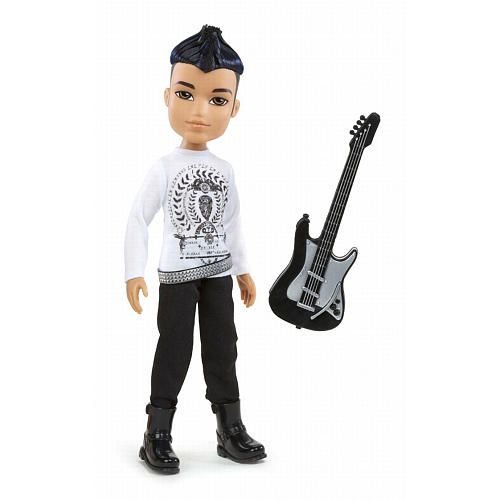 NEW IN BOX 2011 Bratz On the Mic Boyz Doll   Eitan  