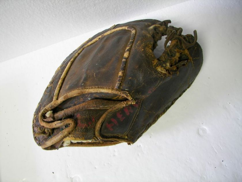 Vintage Rawlings SC Catchers Baseball Mitt  