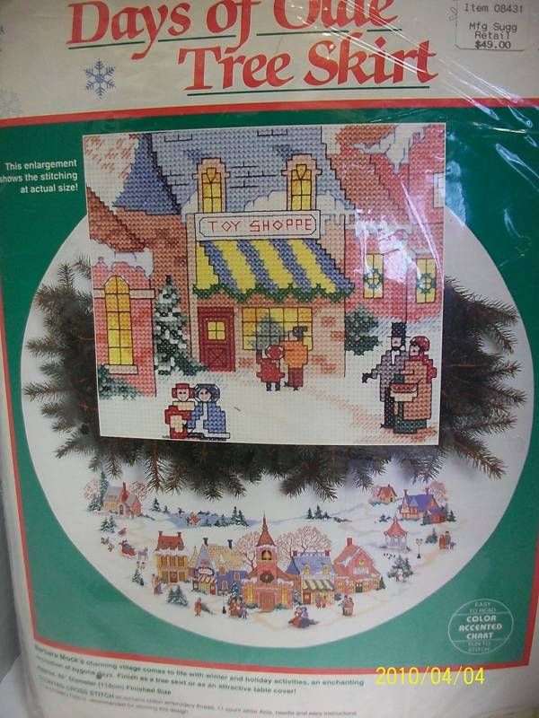 DIMENSIONS CROSS STITCH KIT DAYS OF OLDE TREE SKIRT  