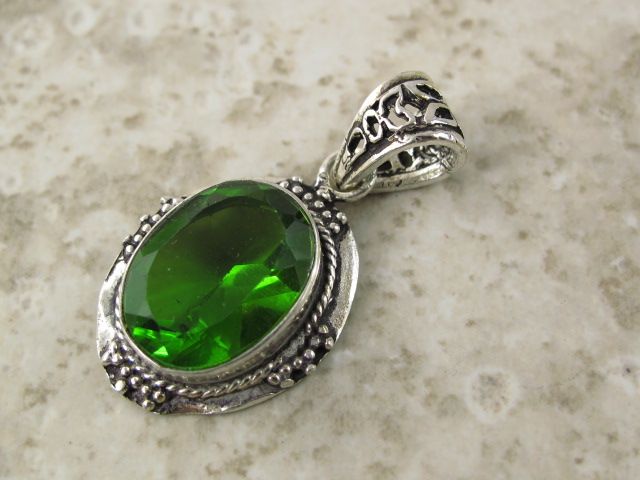 LIME GREEN PERIDOT quartz *** Silver Pendant = 1.5 in=  