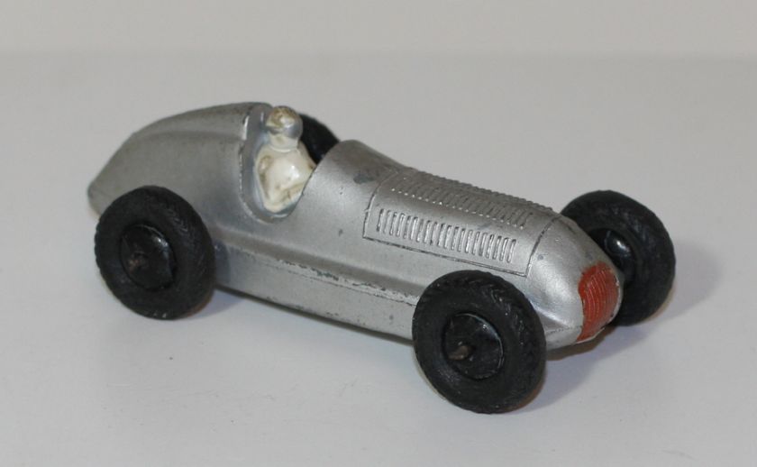 DINKY TOYS 23C MERCEDES BENZ RACING CAR SILVER PRE WAR  