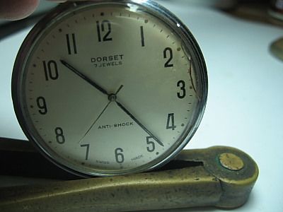 This old watch is running. It is not serviced. It isn´t used for