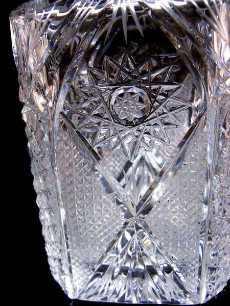   Crystal Decanter, Bottle for Whiskey/Vodka/Cognac/Scotch/Brandy  