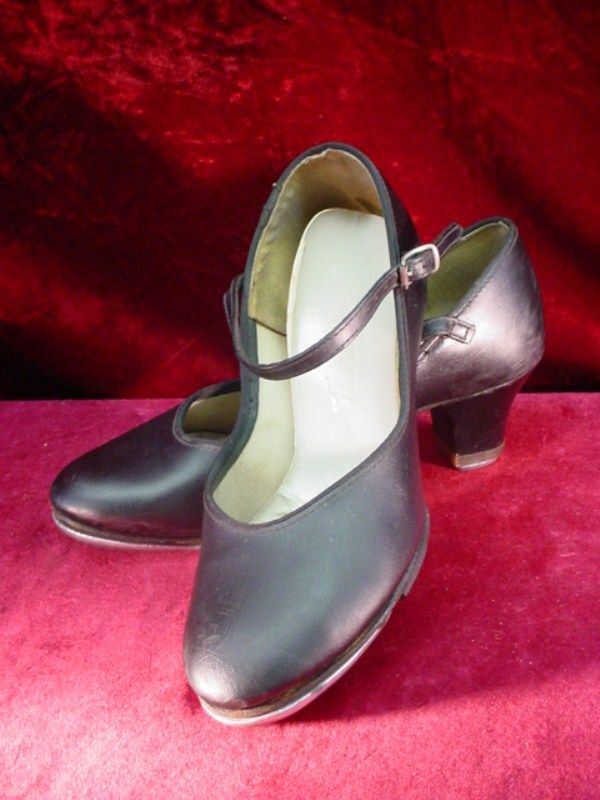   THEATRICALS Genuine Leather Black 2 Ladies TAP DANCE SHOES 6.5  